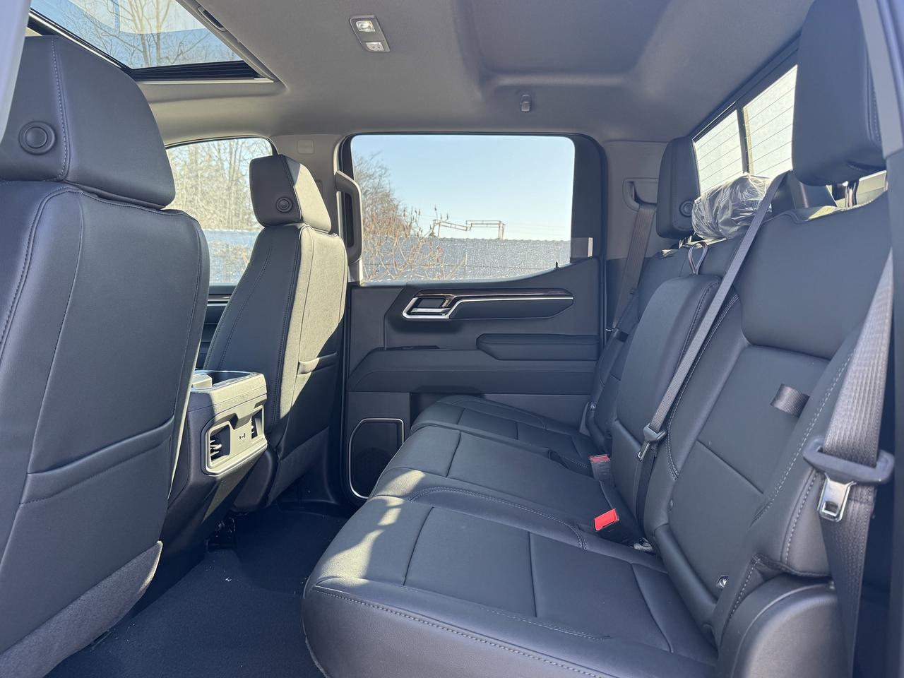 2026 Chevrolet Silverado 1500 RST Photo