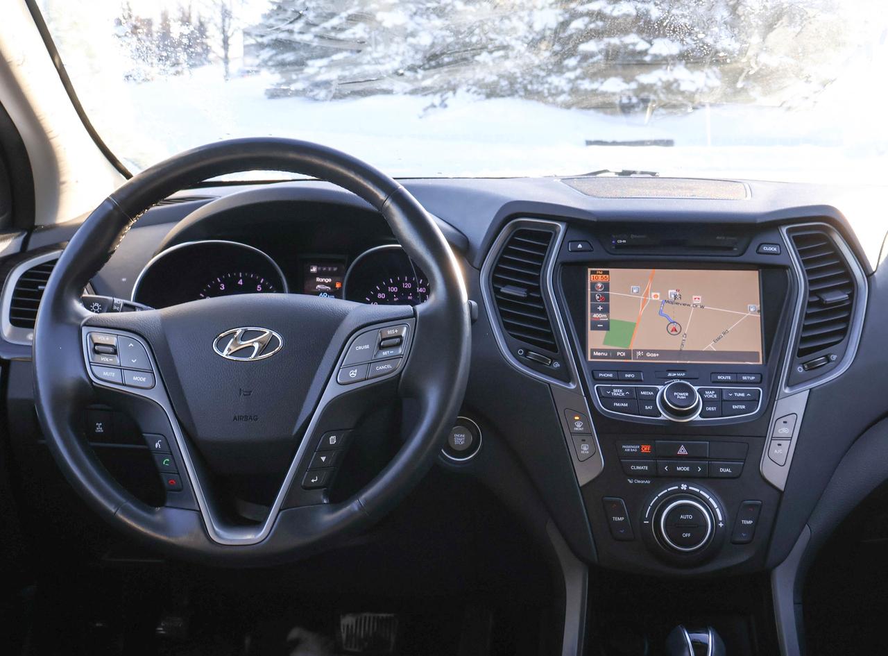 2016 Hyundai Santa Fe Sport Limited Photo