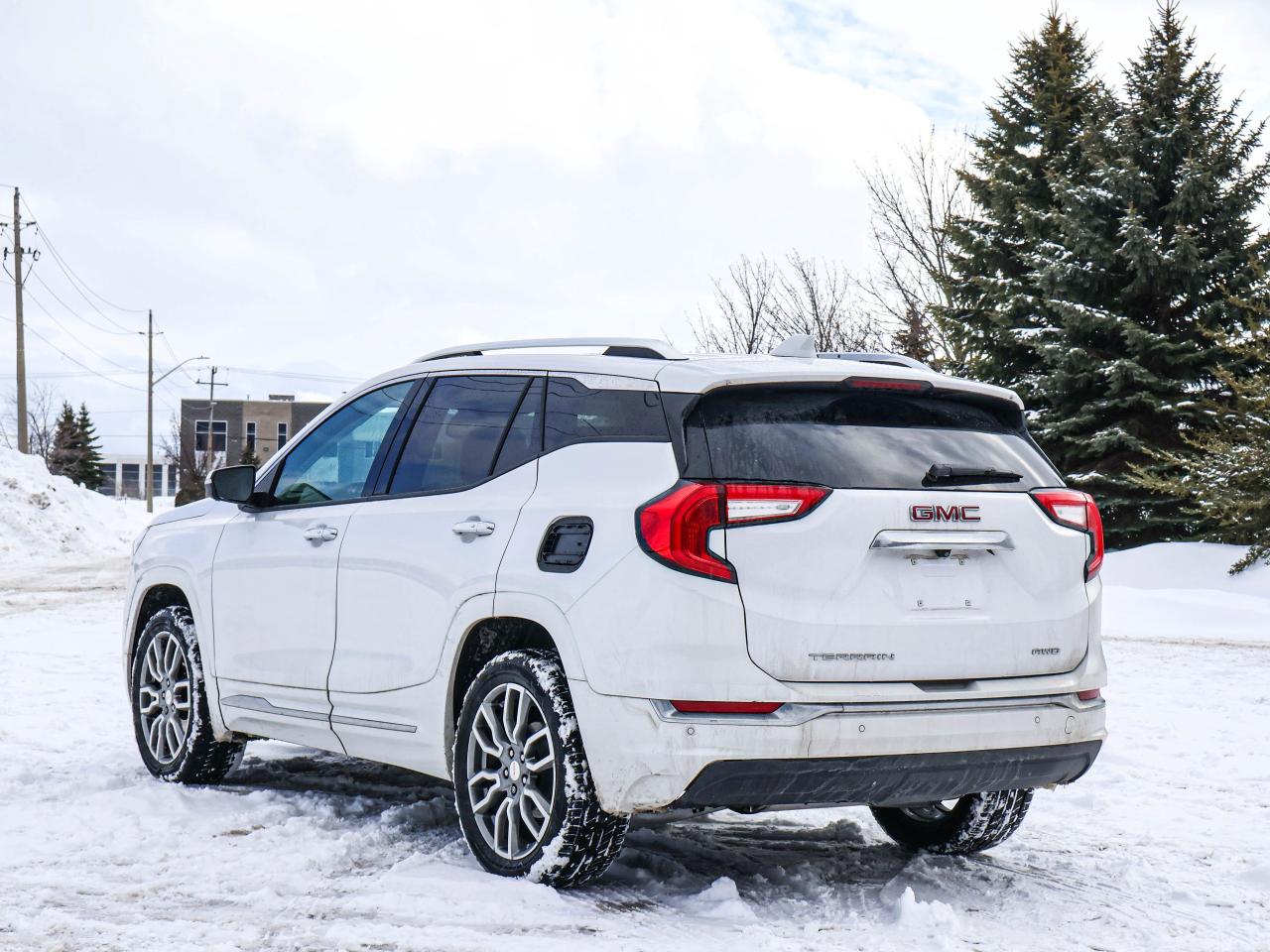 2024 GMC Terrain Denali Photo