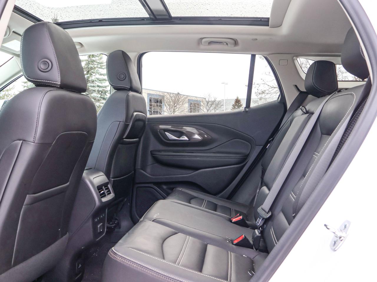 2024 GMC Terrain Denali Photo