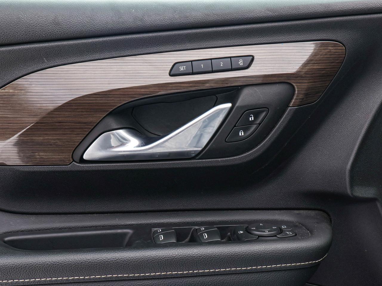 2024 GMC Terrain Denali Photo