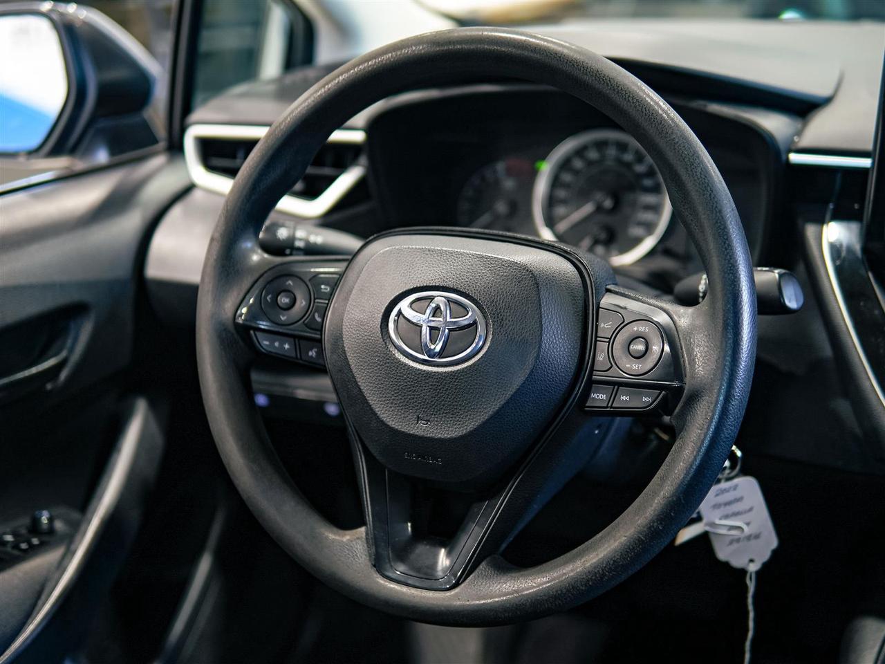 2022 Toyota Corolla LE | NO ACCIDENTS | TOYOTA SERVICED Photo