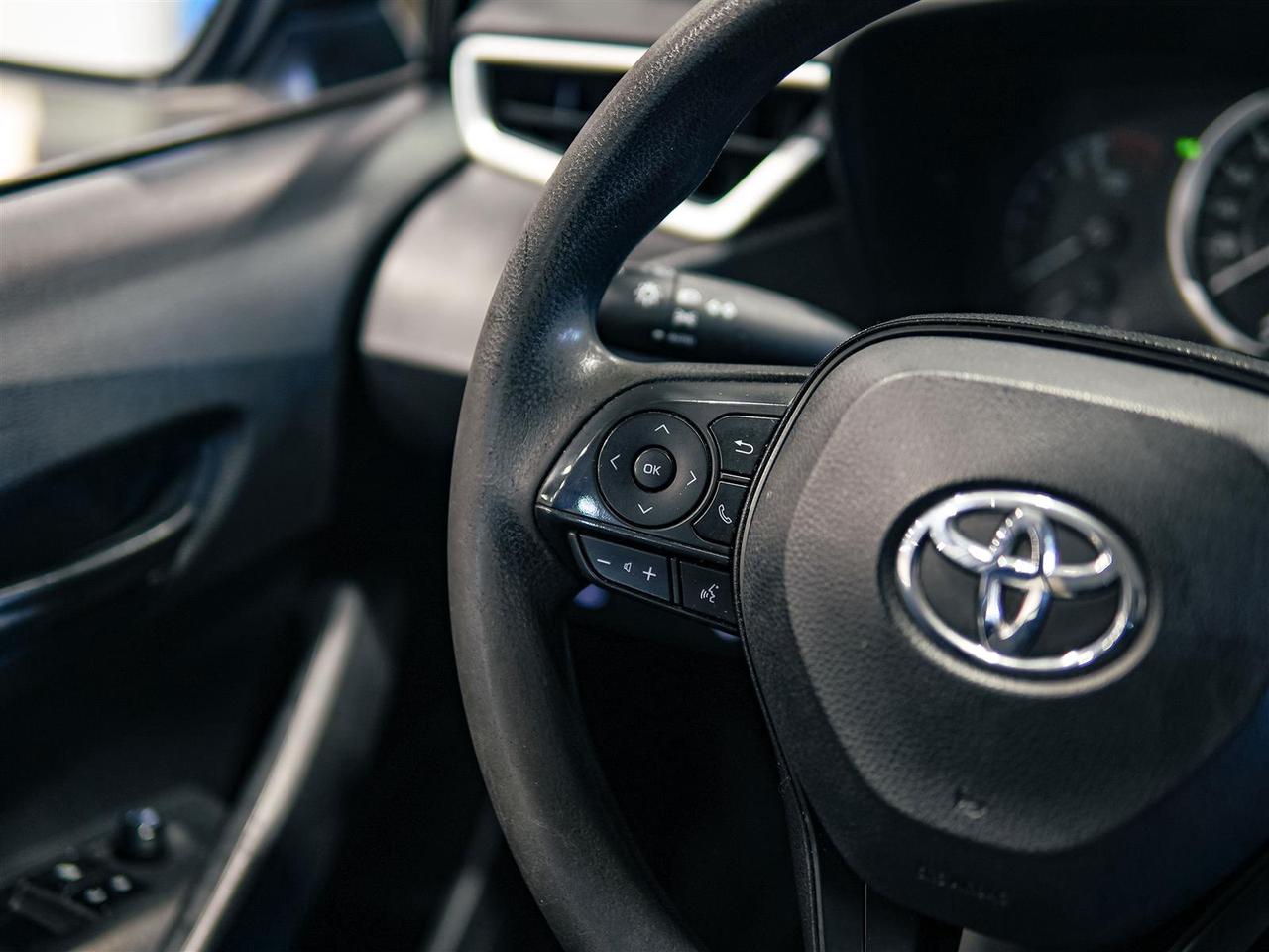 2022 Toyota Corolla LE | NO ACCIDENTS | TOYOTA SERVICED Photo