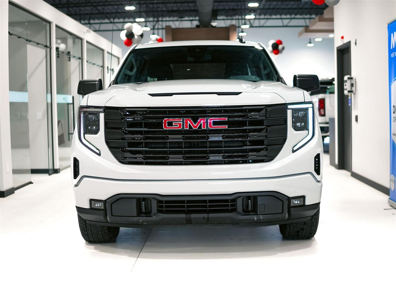 2024 GMC Sierra 1500 ELEVATION CREW CAB | 4X4 | NO ACCIDENTS Photo2