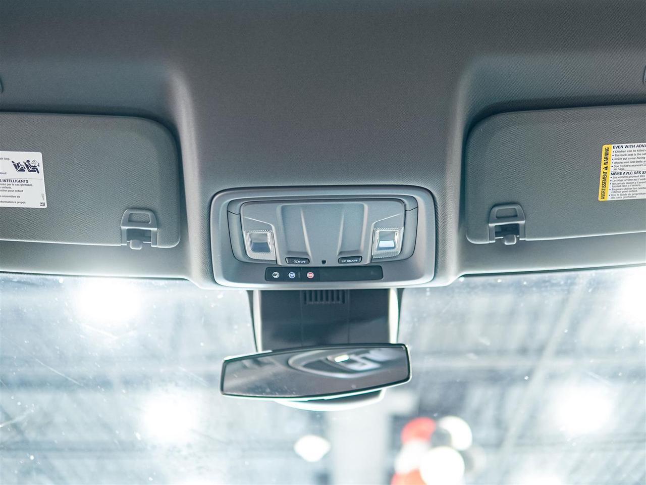 2024 GMC Sierra 1500 ELEVATION CREW CAB | 4X4 | NO ACCIDENTS Photo