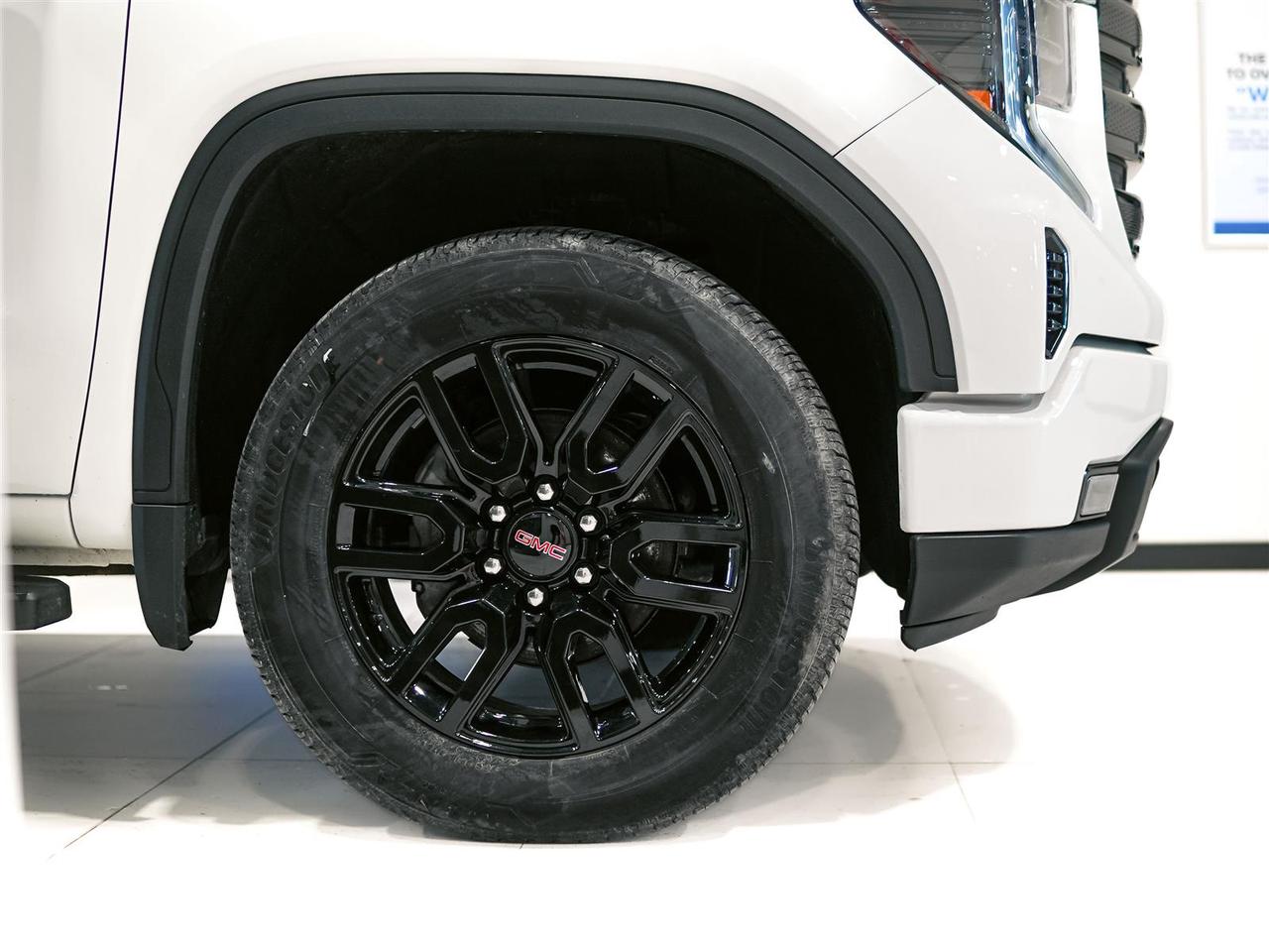 2024 GMC Sierra 1500 ELEVATION CREW CAB | 4X4 | NO ACCIDENTS Photo