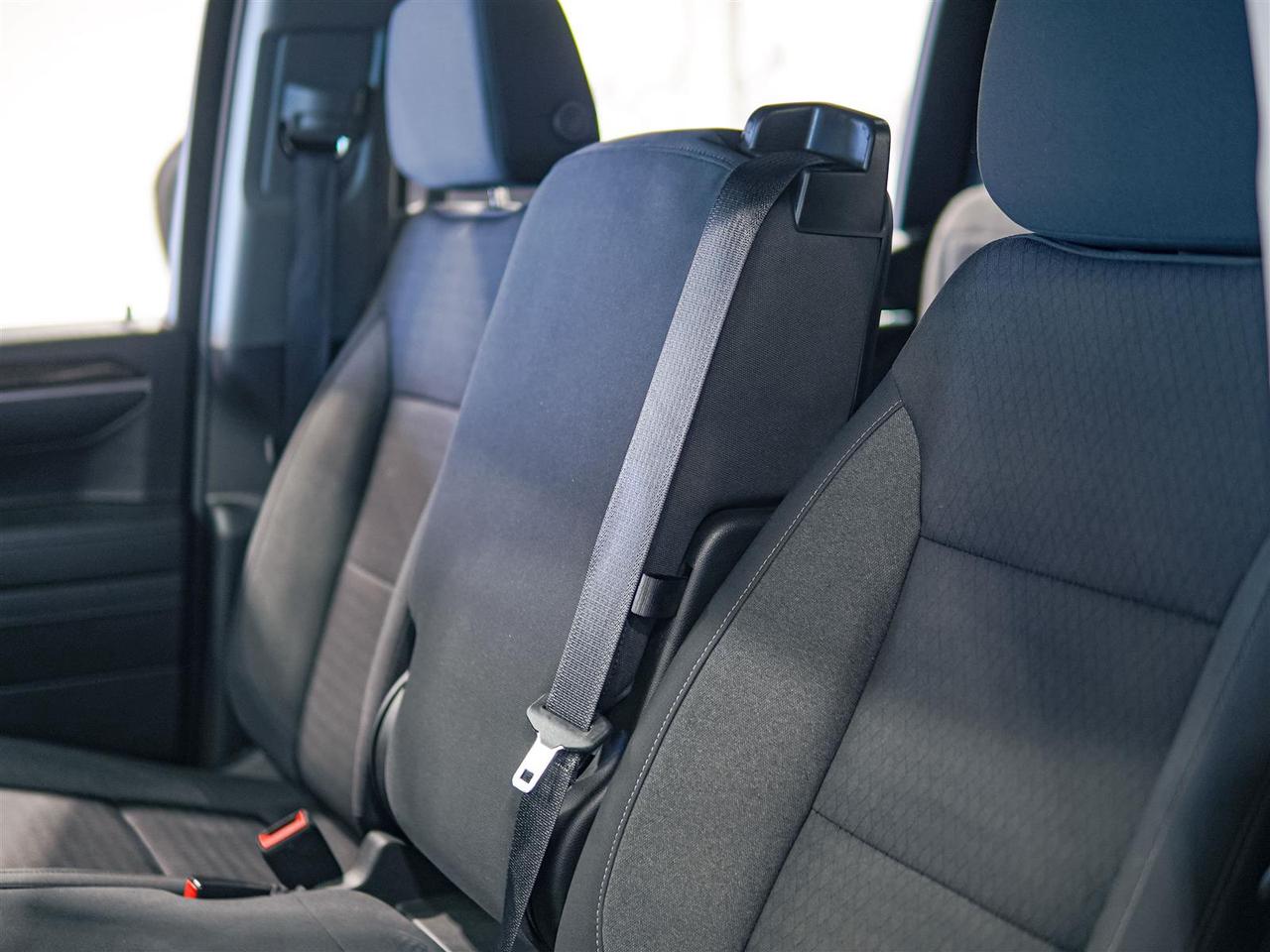 2024 GMC Sierra 1500 ELEVATION CREW CAB | 4X4 | NO ACCIDENTS Photo