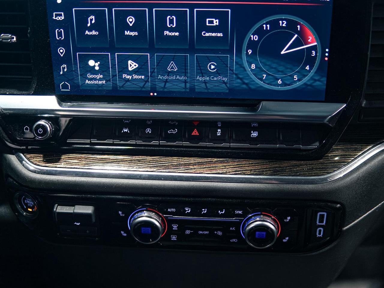 2024 GMC Sierra 1500 ELEVATION CREW CAB | 4X4 | NO ACCIDENTS Photo