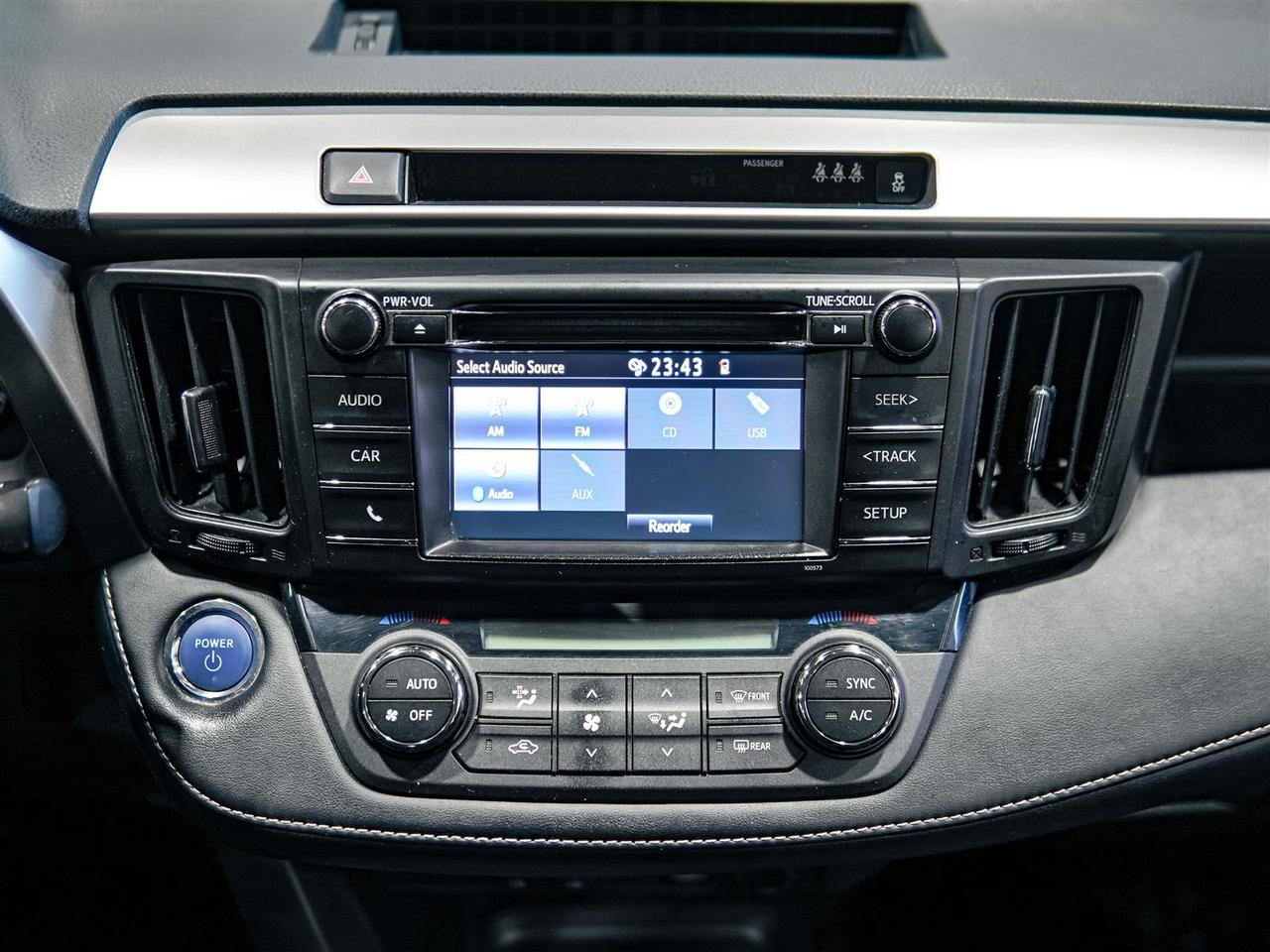 2018 Toyota RAV4 Hybrid LE+ HYBRID | NO ACCIDENTS | TOYOTA SERVICED Photo