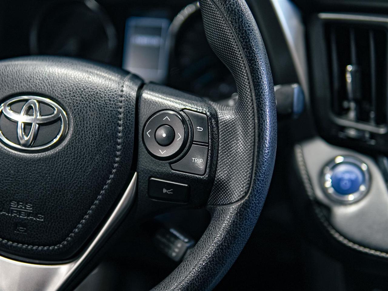 2018 Toyota RAV4 Hybrid LE+ HYBRID | NO ACCIDENTS | TOYOTA SERVICED Photo