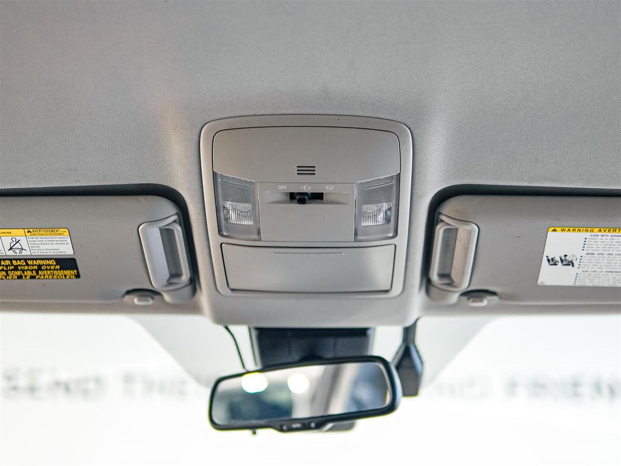 2018 Toyota RAV4 Hybrid LE+ HYBRID | NO ACCIDENTS | TOYOTA SERVICED Photo