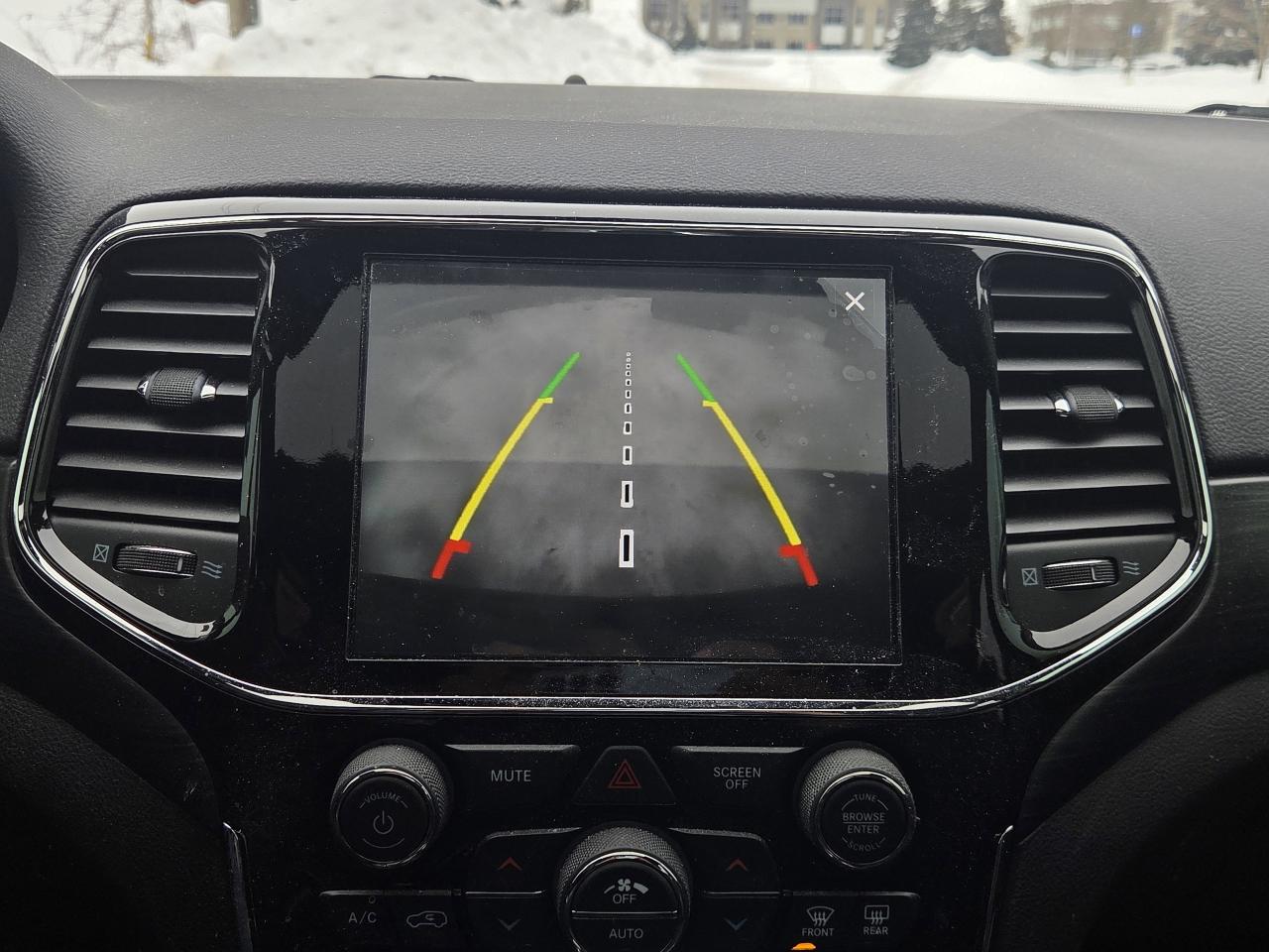 2019 Jeep Grand Cherokee Altitude Photo