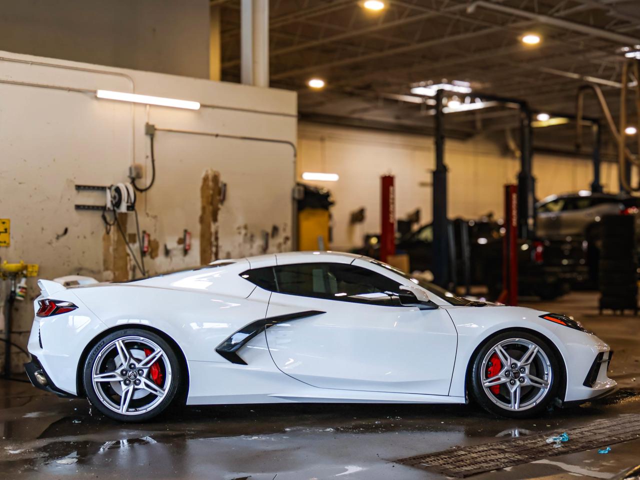 2020 Chevrolet Corvette 2LT Photo