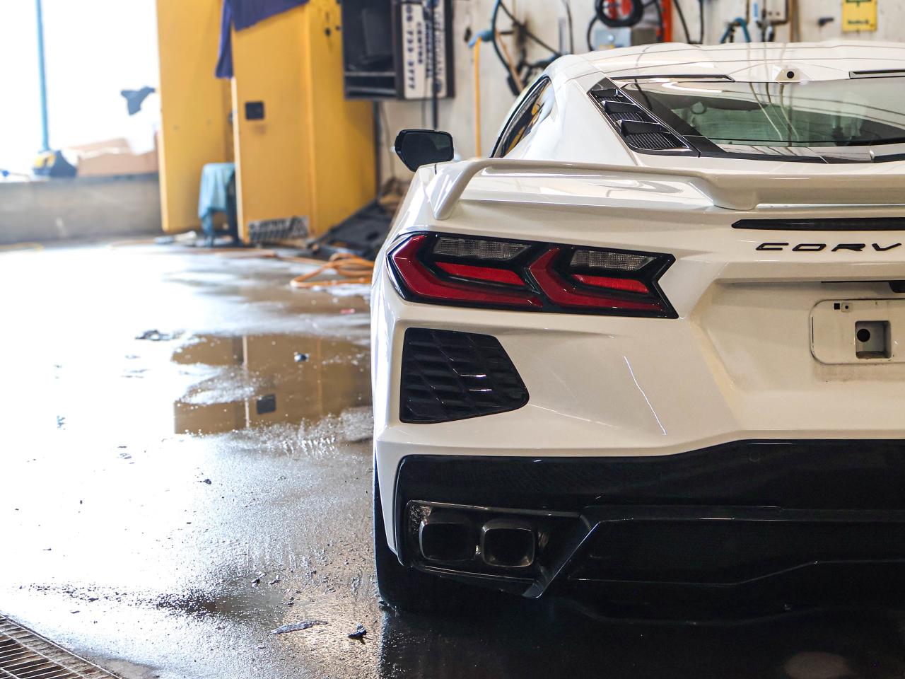 2020 Chevrolet Corvette 2LT Photo