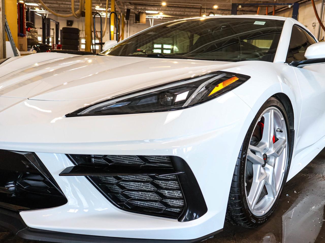 2020 Chevrolet Corvette 2LT Photo