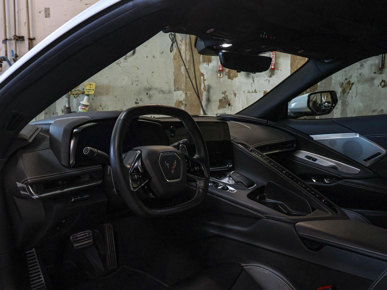 2020 Chevrolet Corvette 2LT Photo