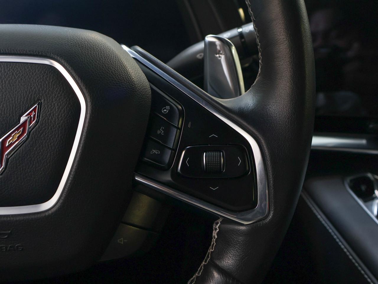 2020 Chevrolet Corvette 2LT Photo