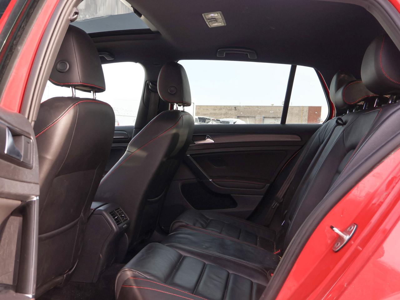 2021 Volkswagen Golf GTI Autobahn Photo