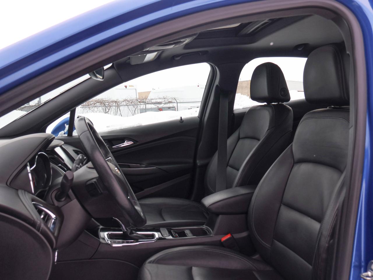 2018 Chevrolet Cruze Premier Photo