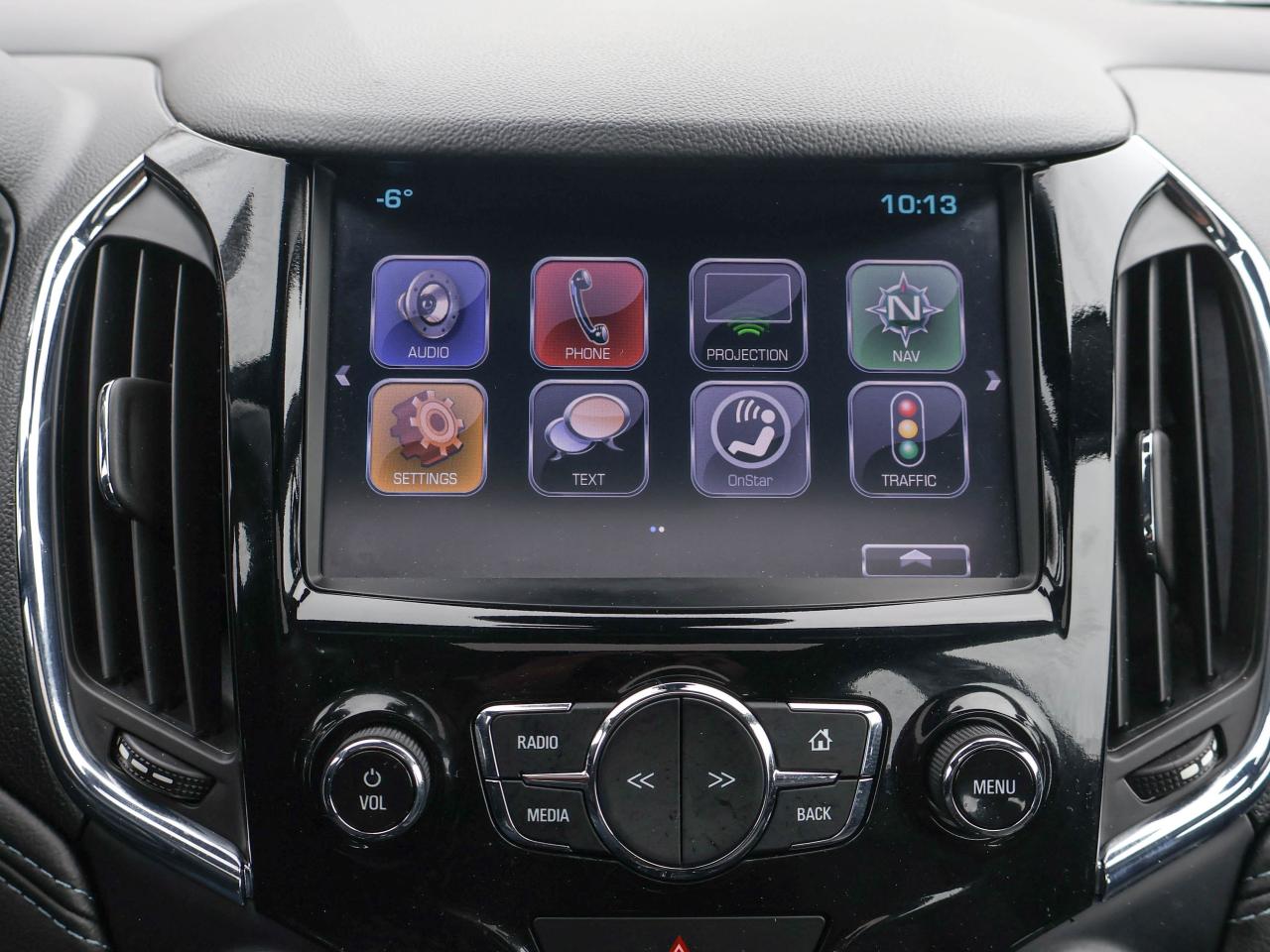 2018 Chevrolet Cruze Premier Photo