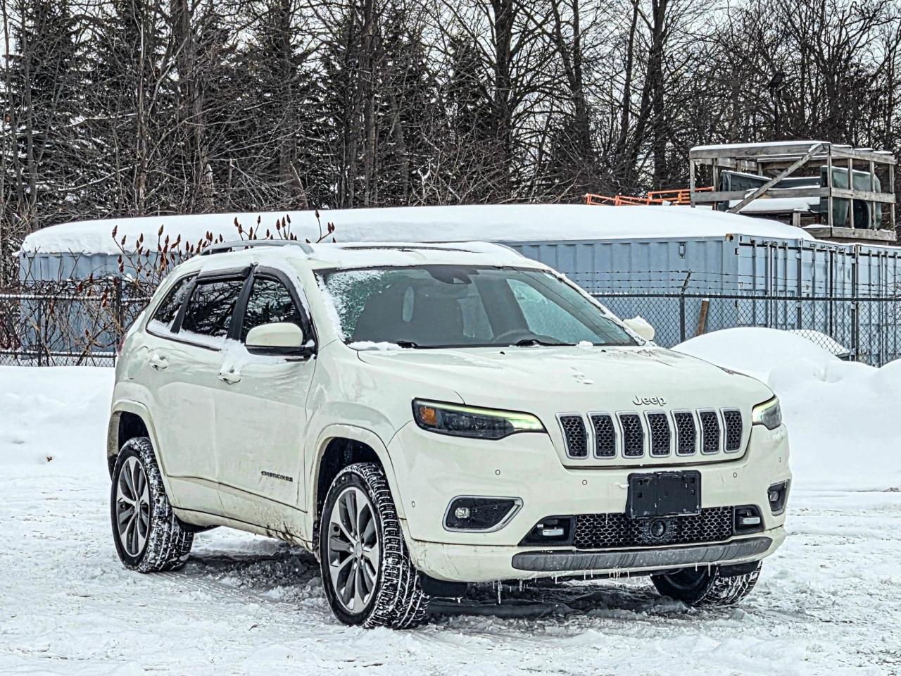 2019 Jeep Cherokee OVERLAND Photo