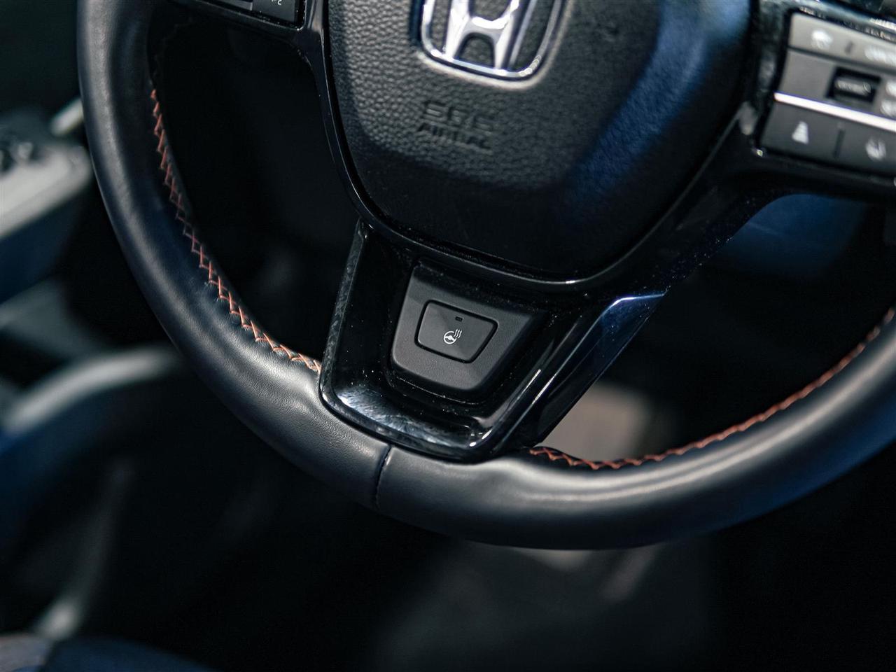 2025 Honda Pilot SPORT AWD | NO ACCIDENTS | 8 PASS Photo