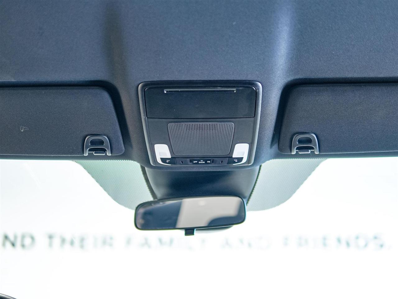 2025 Honda Pilot SPORT AWD | NO ACCIDENTS | 8 PASS Photo