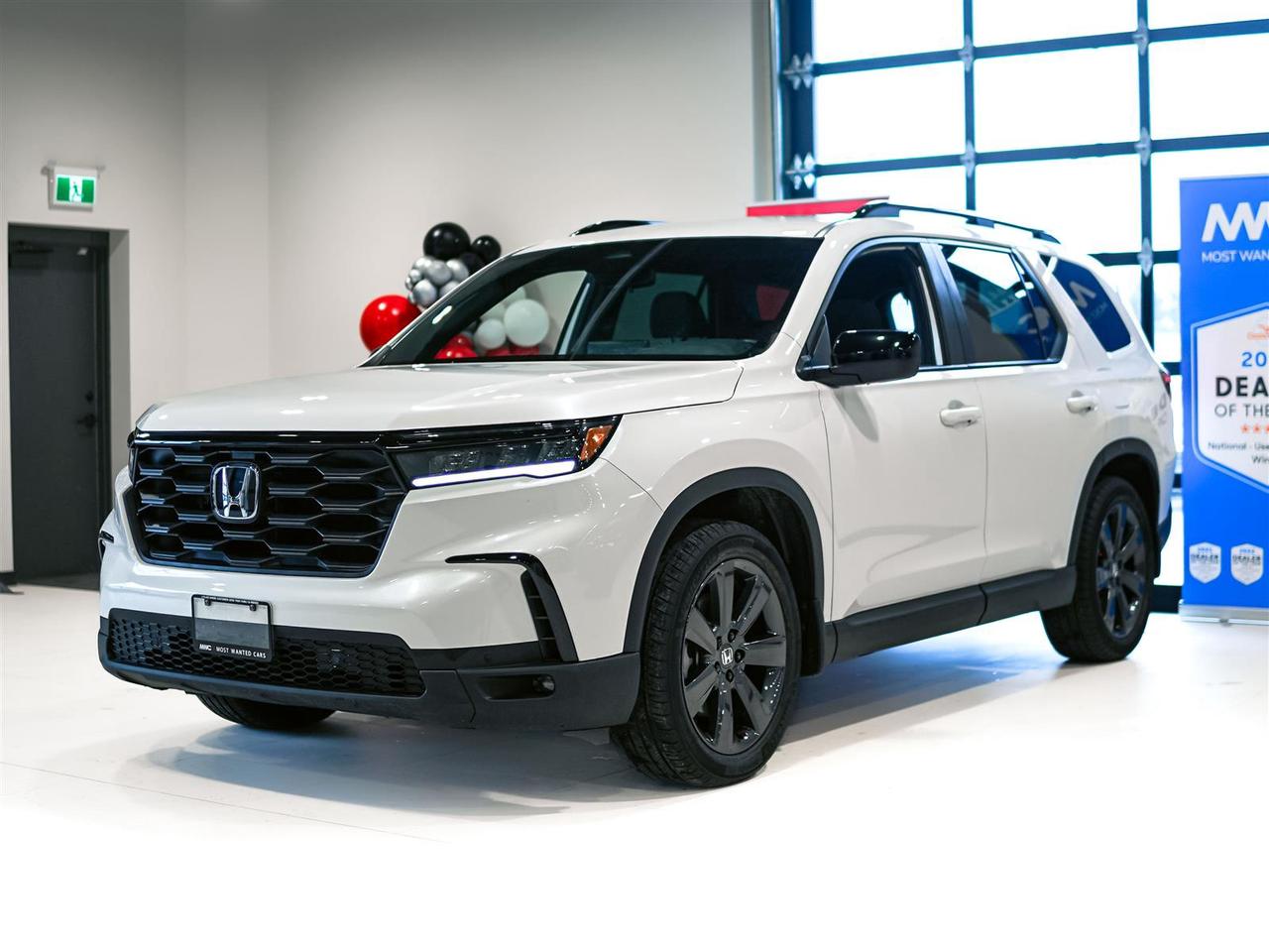 2025 Honda Pilot SPORT AWD | NO ACCIDENTS | 8 PASS Photo