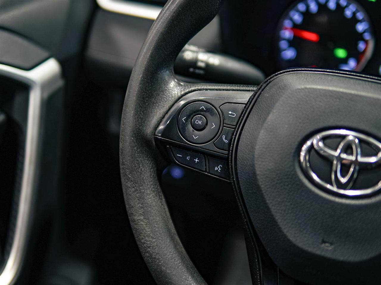2021 Toyota RAV4 ** SALE PENDING BY AMIT ** Photo