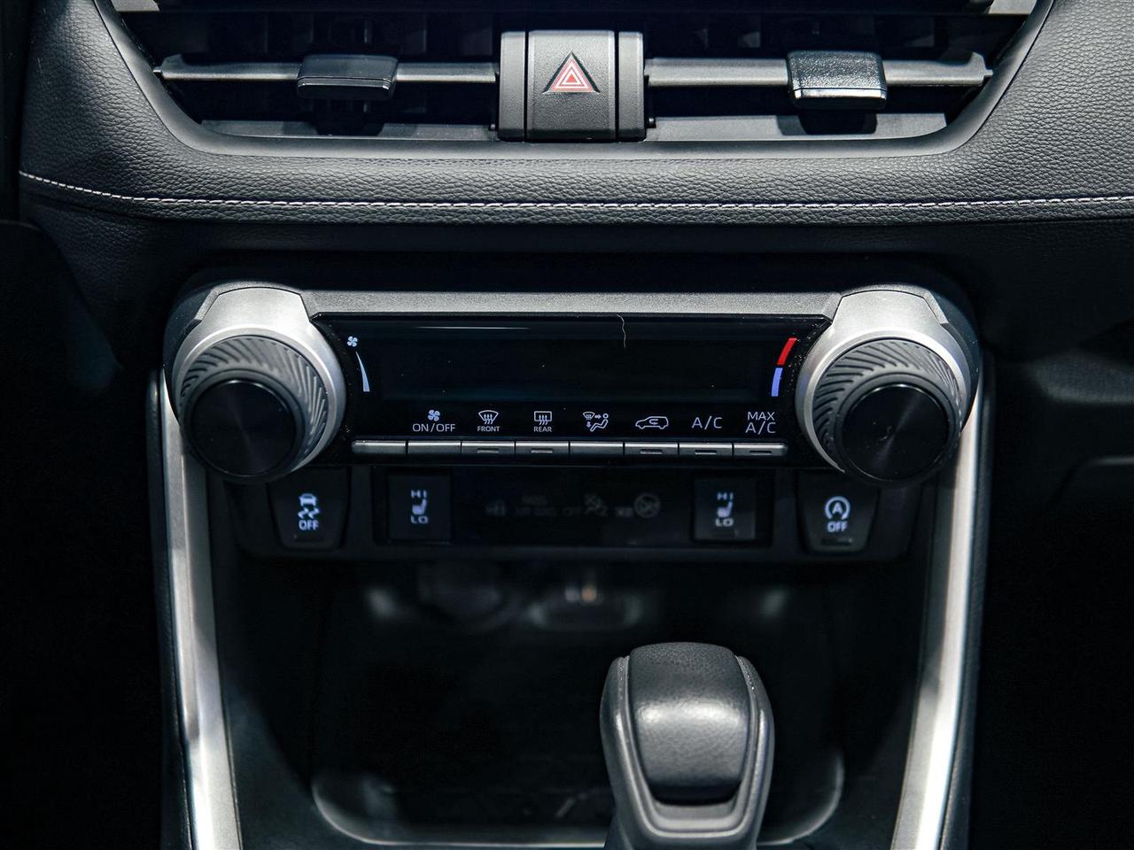 2023 Toyota RAV4 NO ACCIDENTS | BLIND | APP CONNECT Photo