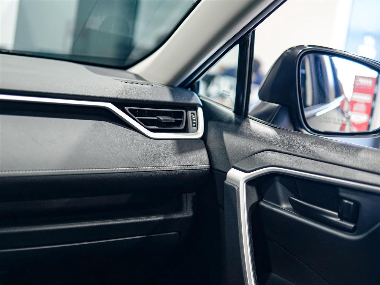 2023 Toyota RAV4 NO ACCIDENTS | BLIND | APP CONNECT Photo