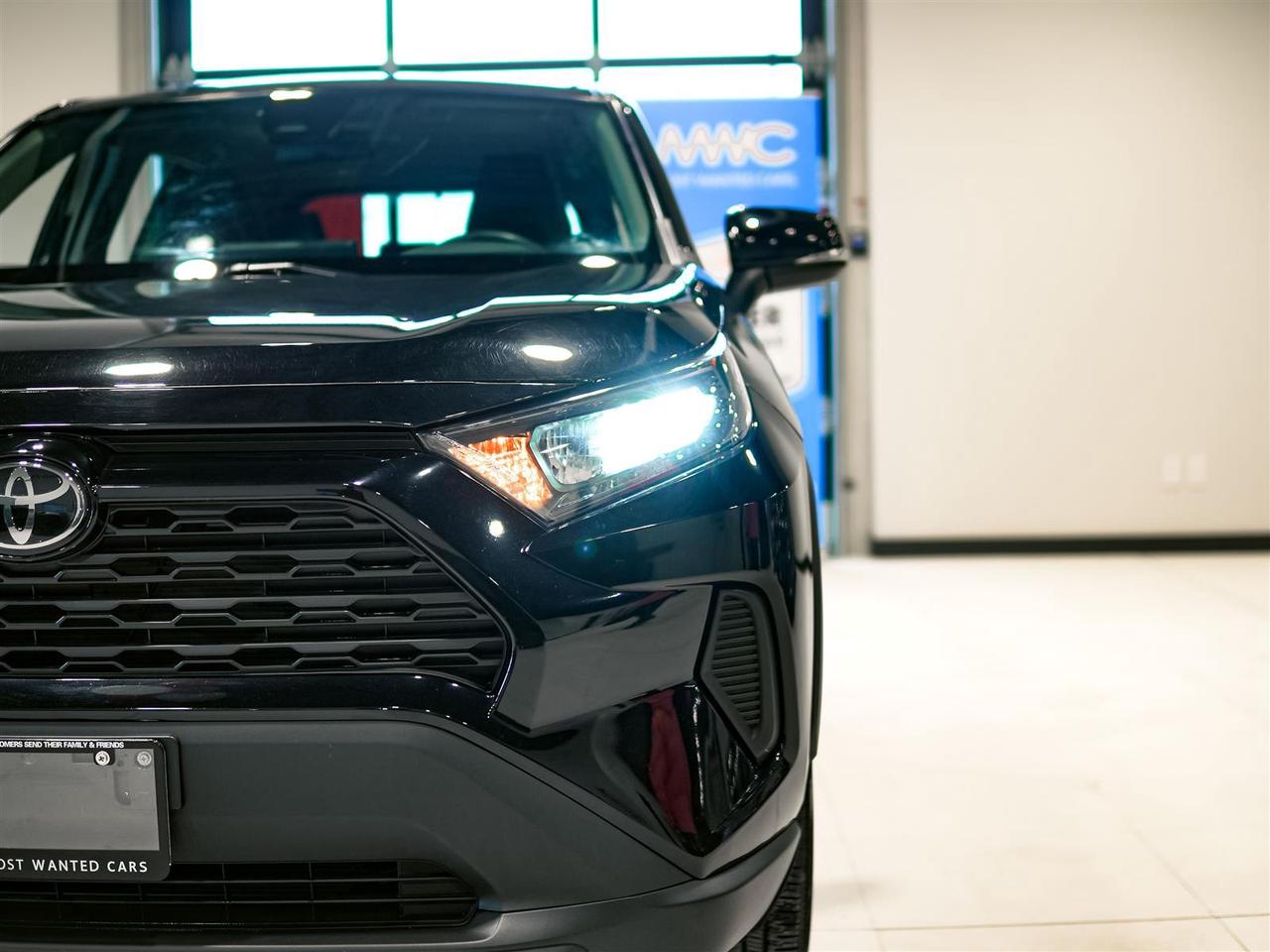 2023 Toyota RAV4 NO ACCIDENTS | BLIND | APP CONNECT Photo