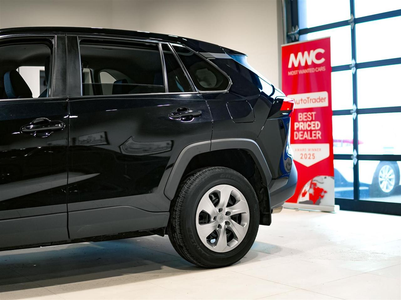 2023 Toyota RAV4 NO ACCIDENTS | BLIND | APP CONNECT Photo
