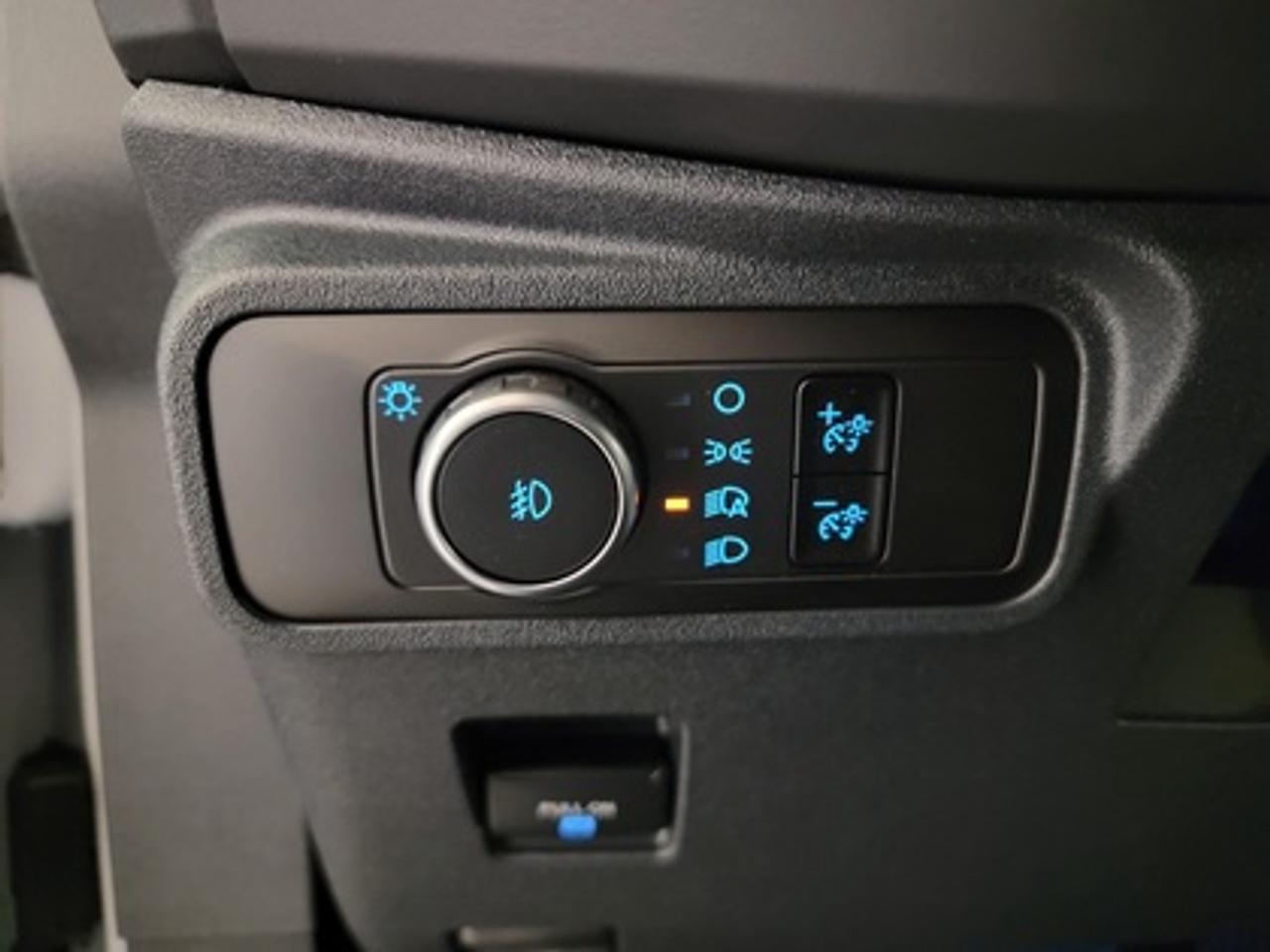 13670252