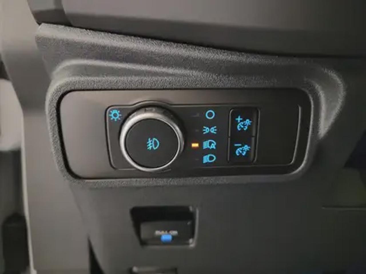 13670252