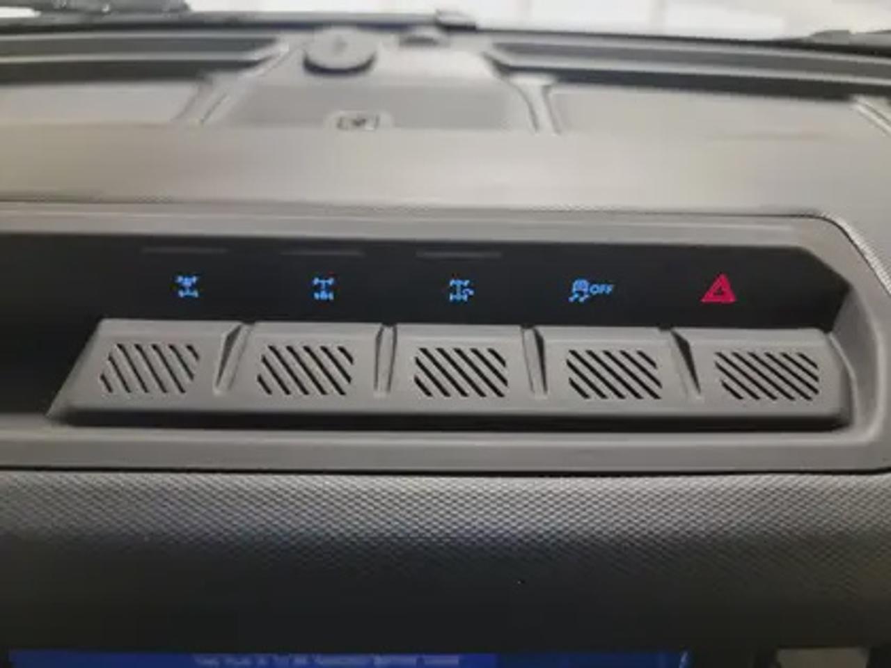 13670252