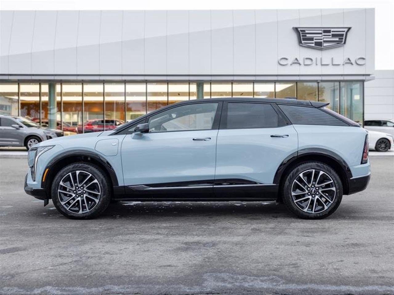 2026 Cadillac OPTIQ Sport Photo2