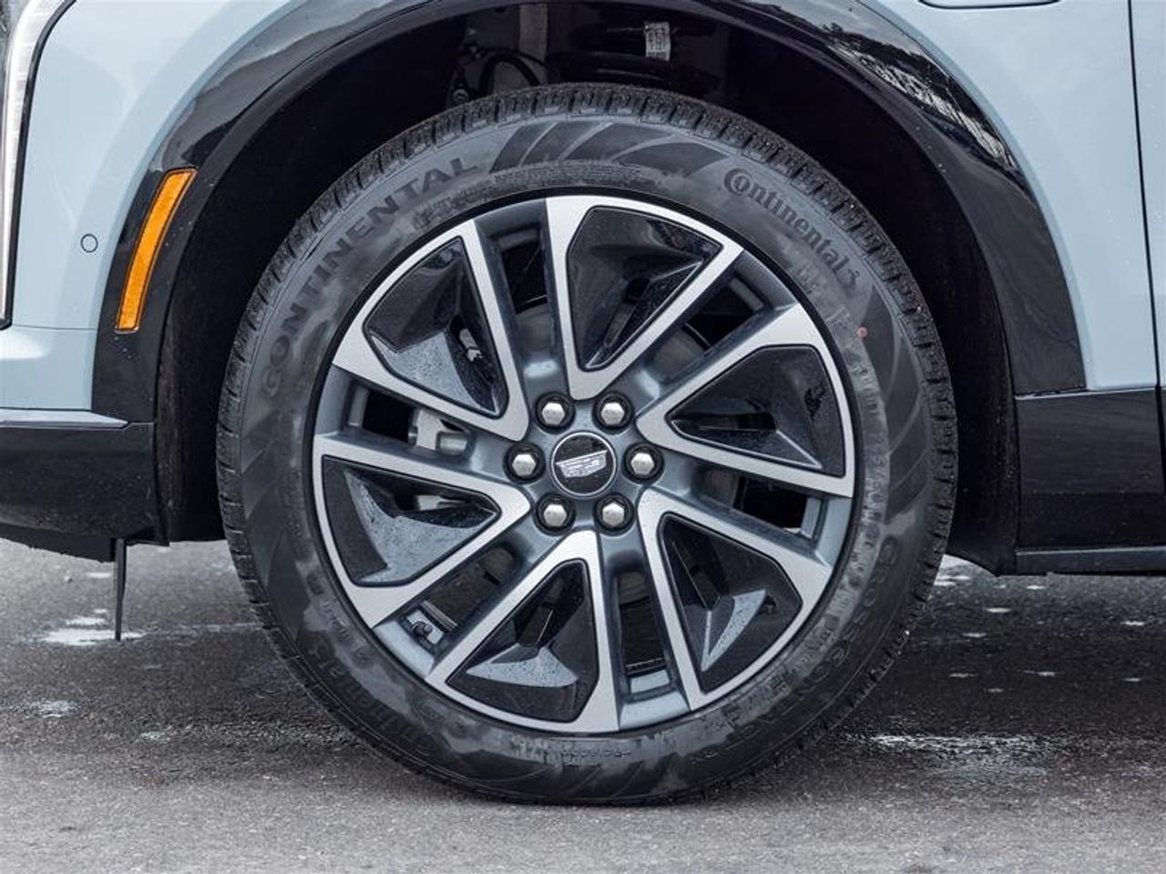 2026 Cadillac OPTIQ Sport Photo3