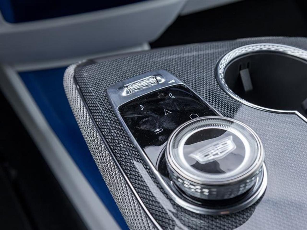 2026 Cadillac OPTIQ Sport Photo