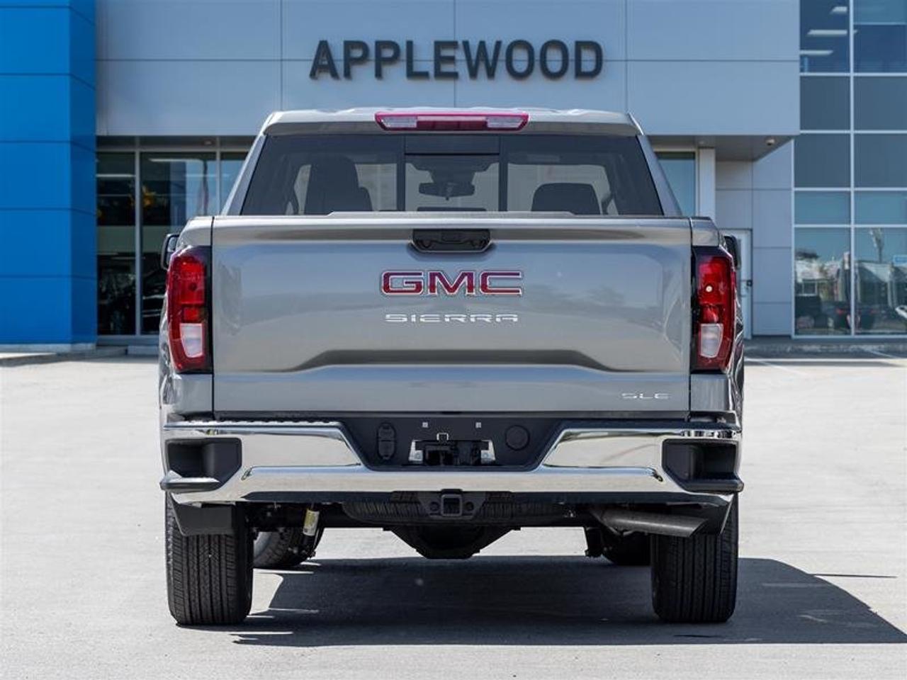 2026 GMC Sierra 1500 SLE Photo