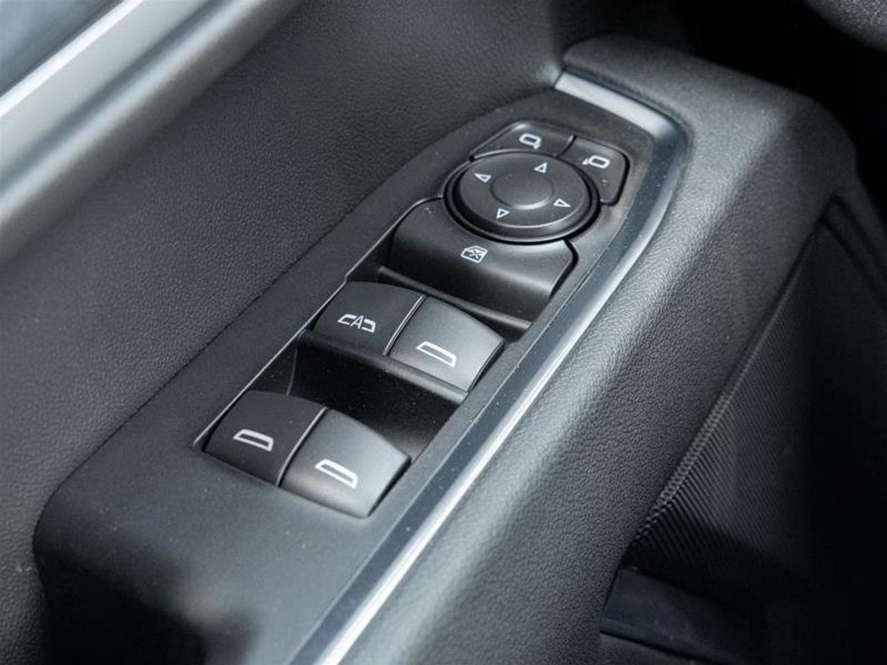 2026 GMC Sierra 1500 SLE Photo