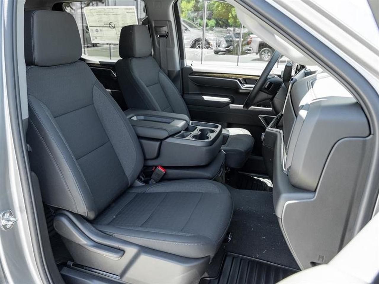 2026 GMC Sierra 1500 SLE Photo