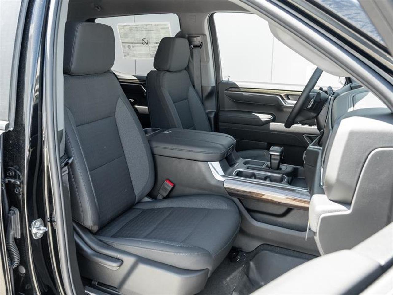 2026 Chevrolet Silverado 1500 LT Photo