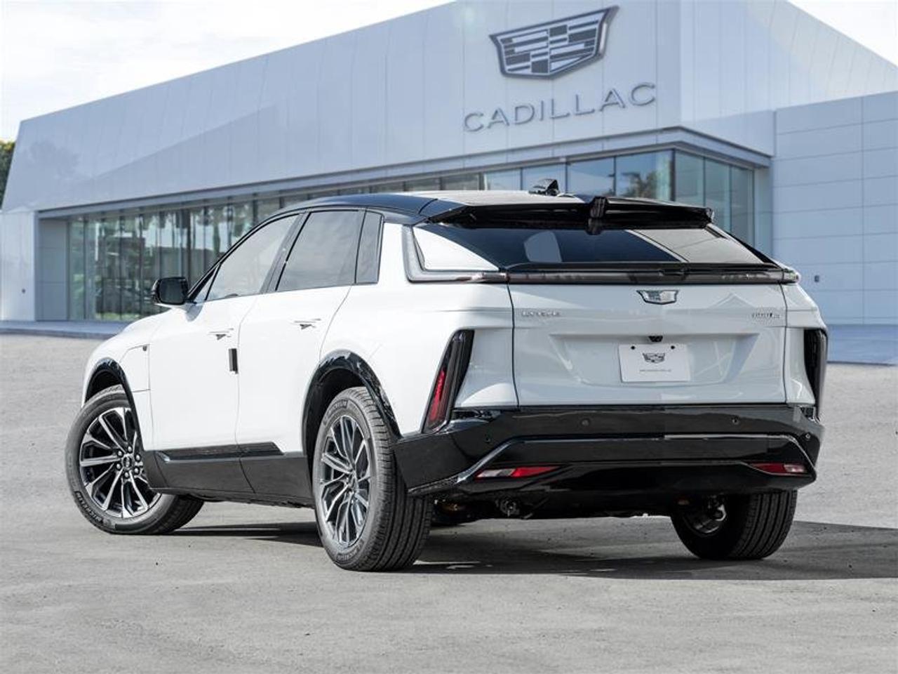 2026 Cadillac LYRIQ Sport Photo