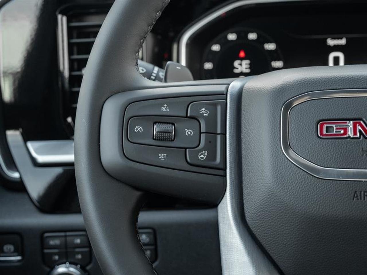 2026 GMC Sierra 1500 SLT Photo
