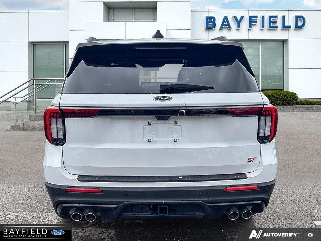 2026 Ford Explorer ST Photo4