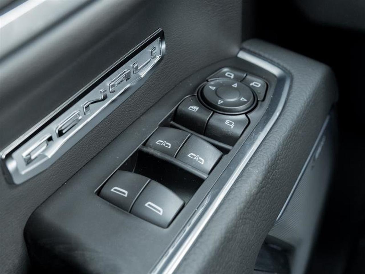 2026 GMC Sierra 1500 Crew Cab Short Box 4-Wheel Drive Denali Photo