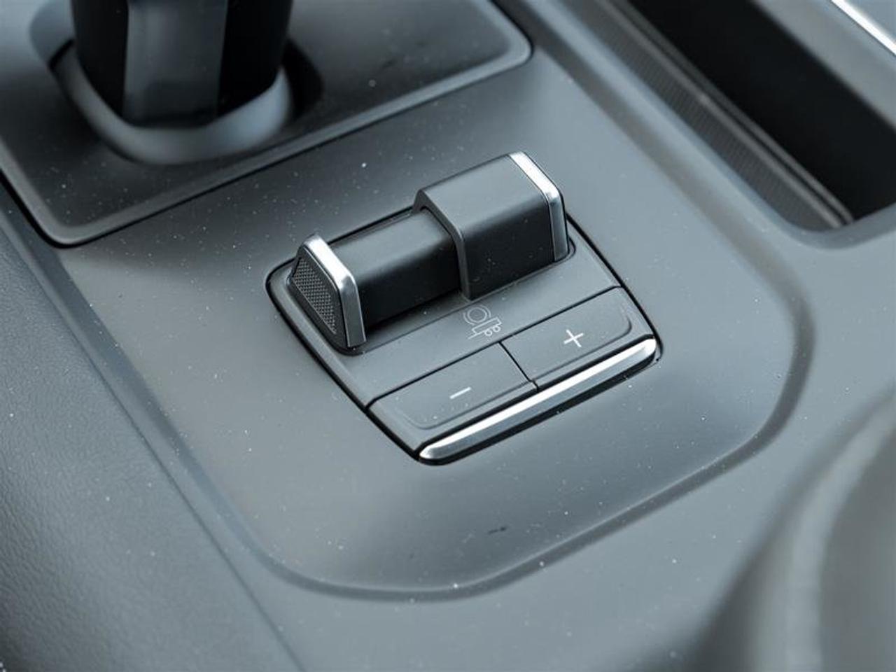 2026 GMC Sierra 1500 Crew Cab Short Box 4-Wheel Drive Denali Photo