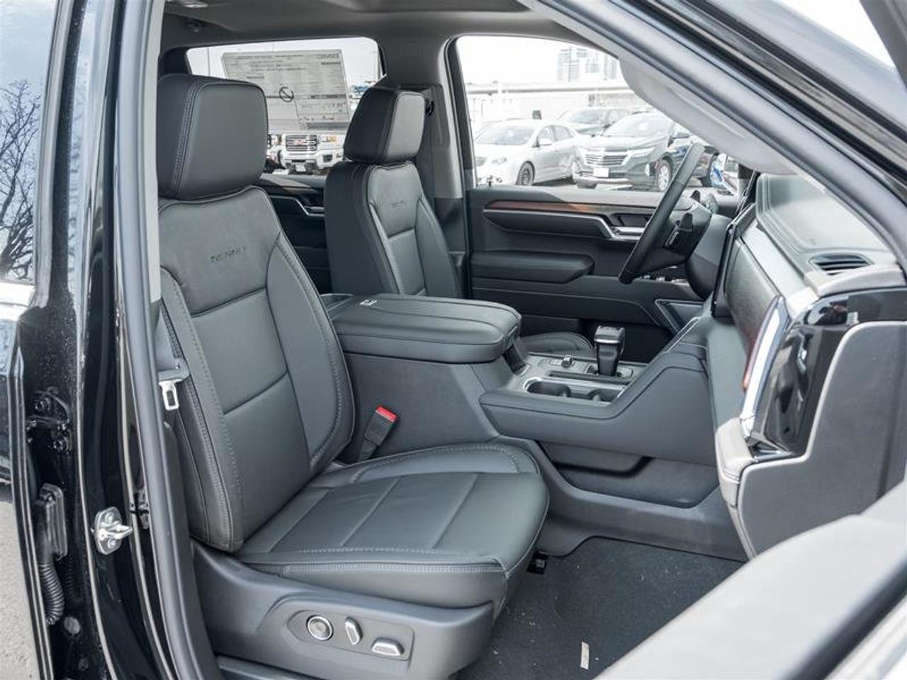 2026 GMC Sierra 1500 Crew Cab Short Box 4-Wheel Drive Denali Photo