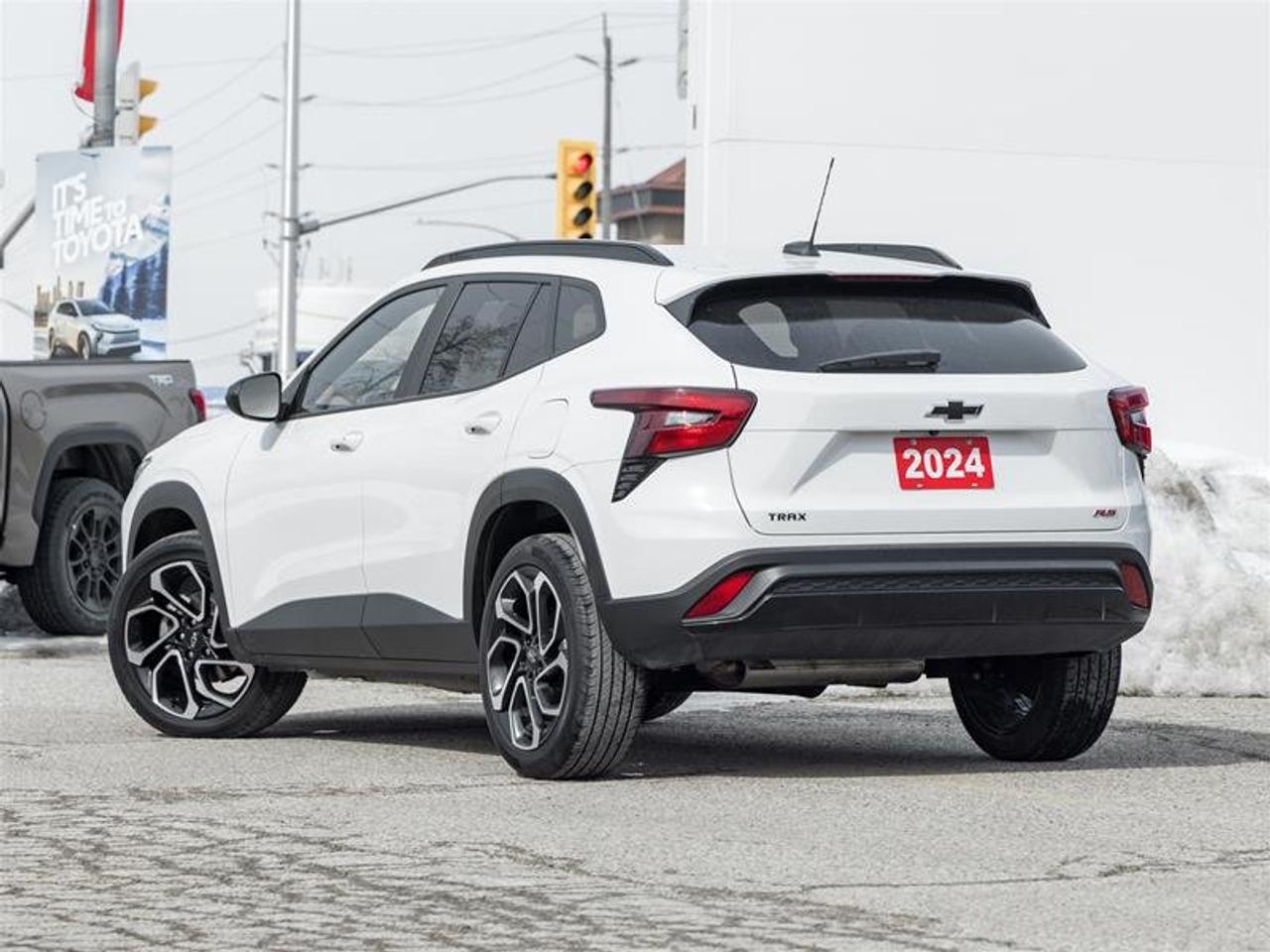 2024 Chevrolet Trax 2RS Heated Front Seats| Heated Steering Wheel| Backup Camera| Keyless Entry| 2RS Photo4